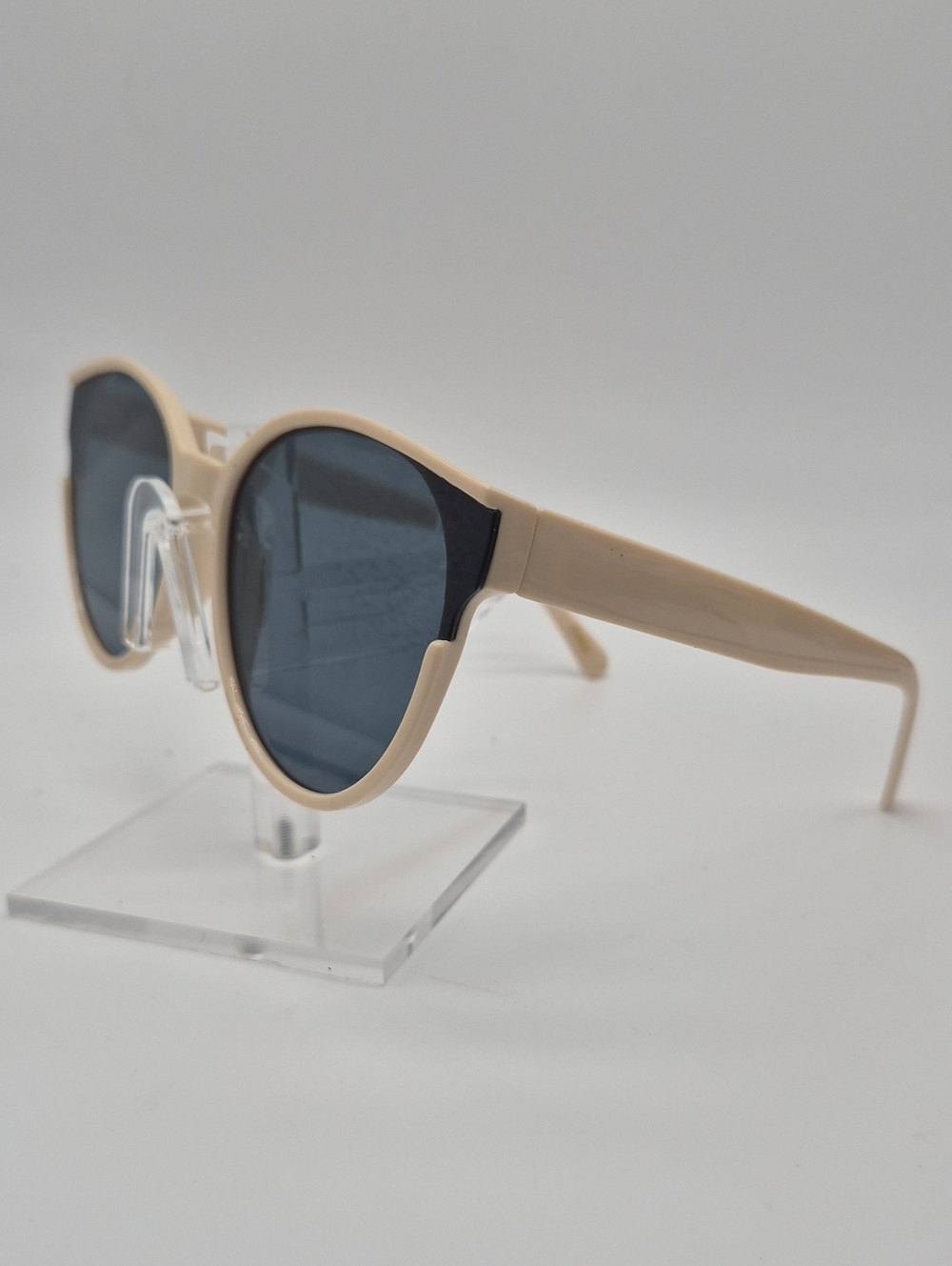 Black & Tan Women's Sunglasses